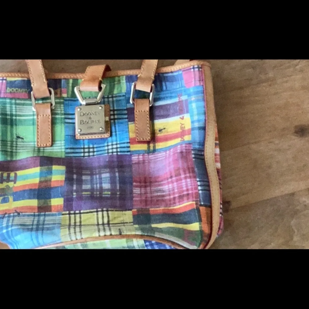 DOONEY & BOURKE 1975 purse, Madras style. - Picture 3 of 4